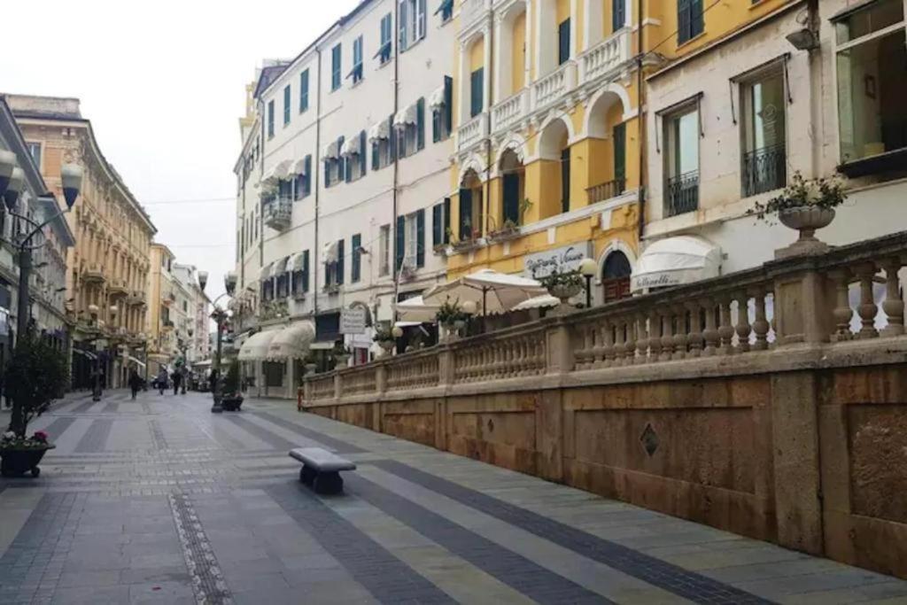 Casa Rosa Lucia Con Parcheggio Apartment Sanremo